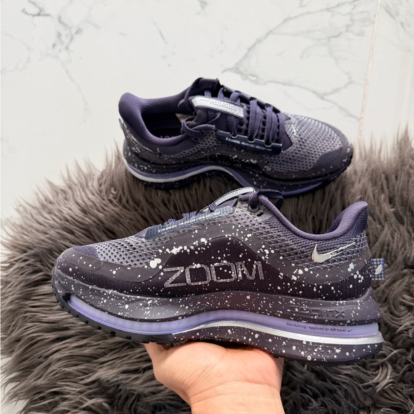 Nike Pegasus Premium SE - Picture 5 of 8